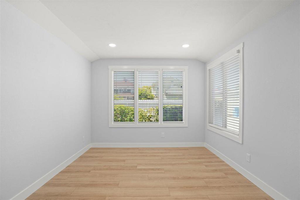 315 Grand Boulevard Property Photo 18