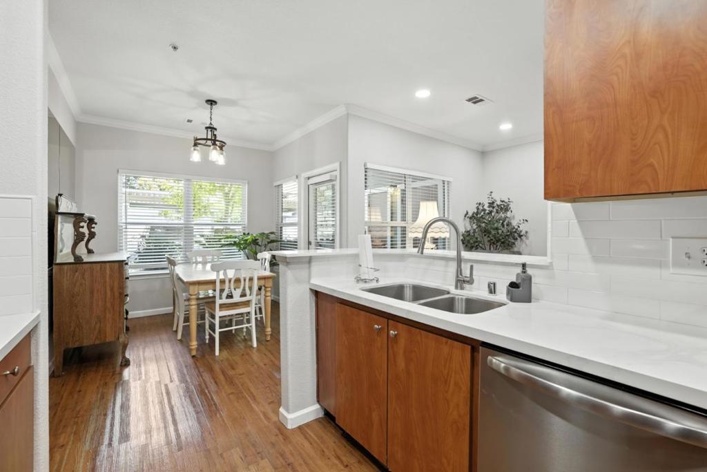 8434 Walerga Road 1011 Property Photo 11