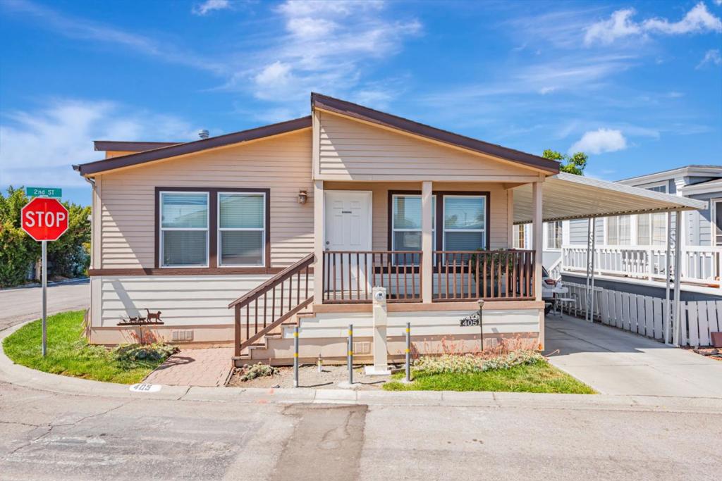 1085 Tasman Drive Property Photo 1