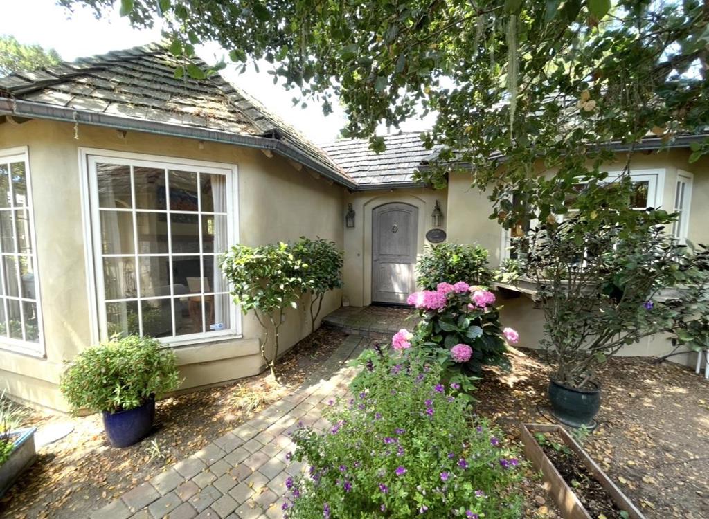 Undefined Property Photo 1