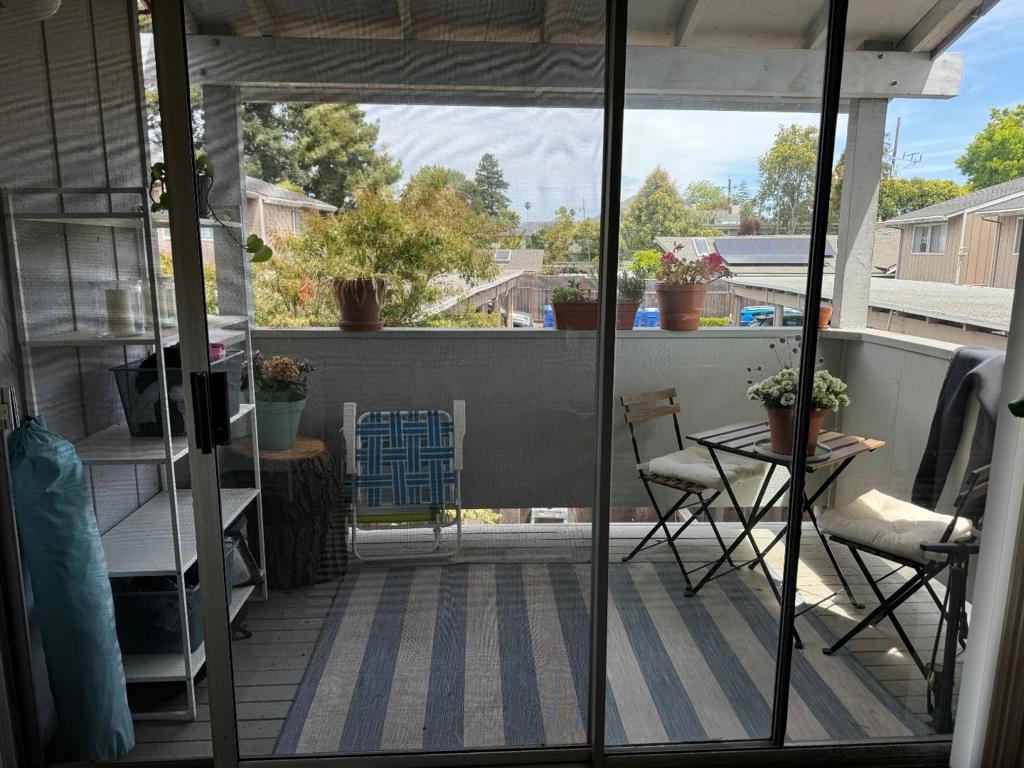 707 Seabright Avenue Property Photo 14