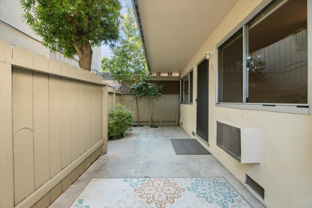 3515 Chestnut Avenue Property Photo 3