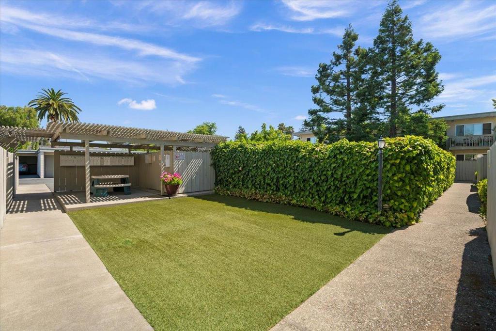 3515 Chestnut Avenue Property Photo 8