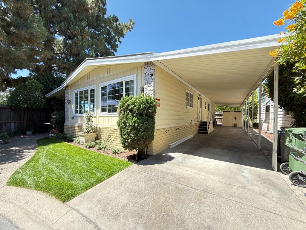 Quail Hollow Drive