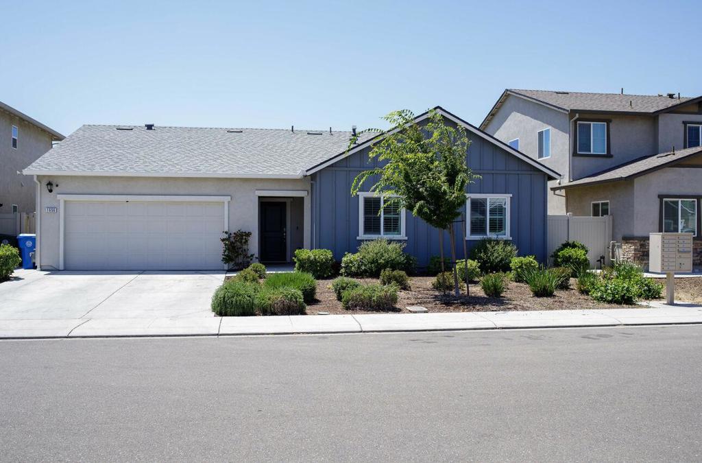 1656 United Street Property Photo 1