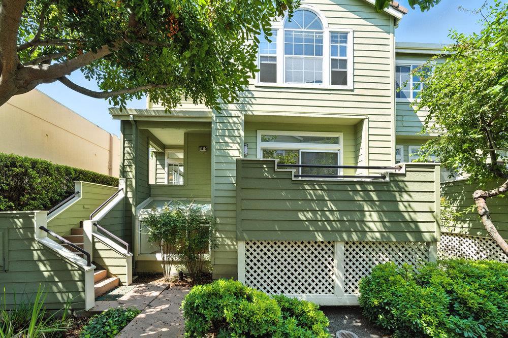 1151 La Rochelle Terrace G Property Photo 4