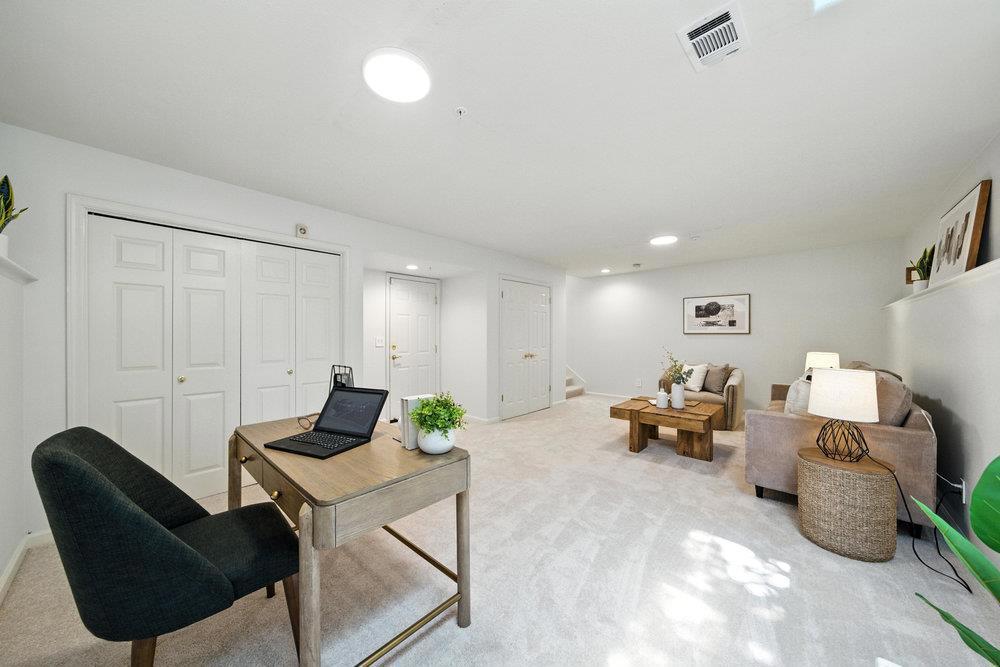 1151 La Rochelle Terrace G Property Photo 33