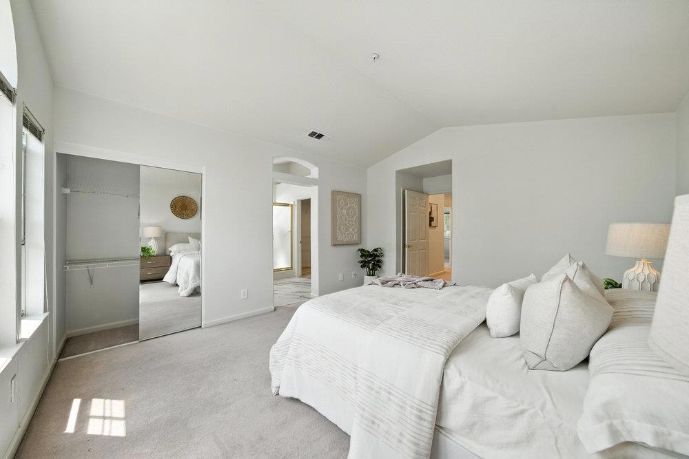 1151 La Rochelle Terrace G Property Photo 36