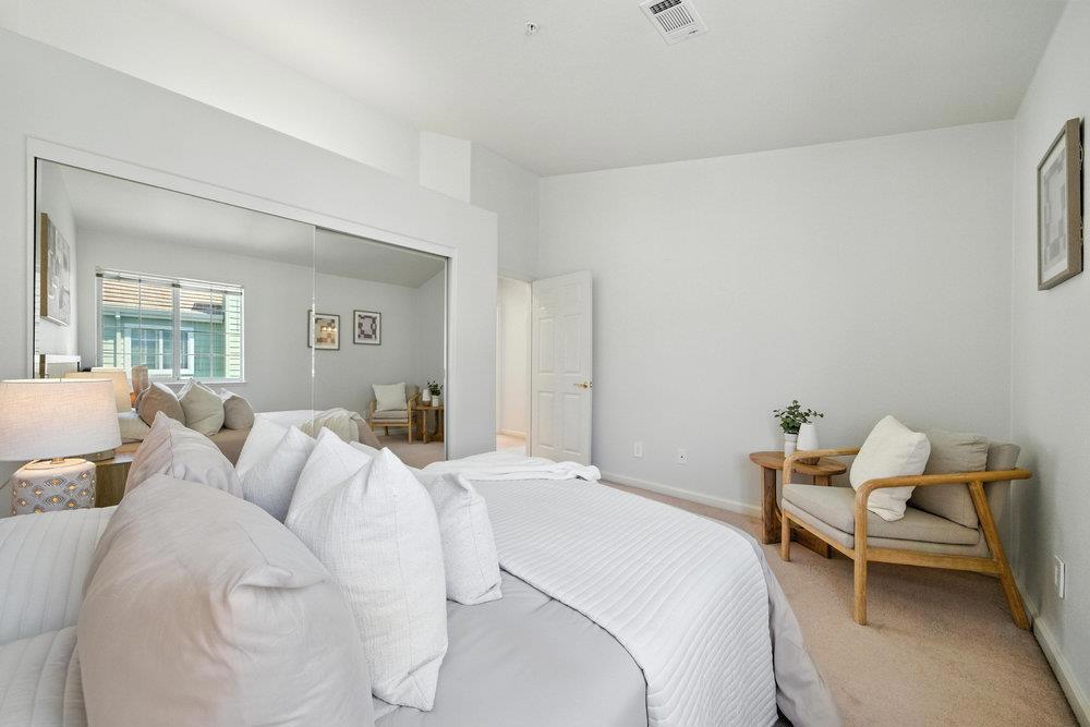1151 La Rochelle Terrace G Property Photo 44