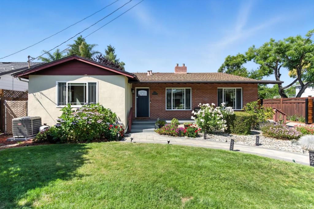 1640 Kentfield Avenue Property Photo 1