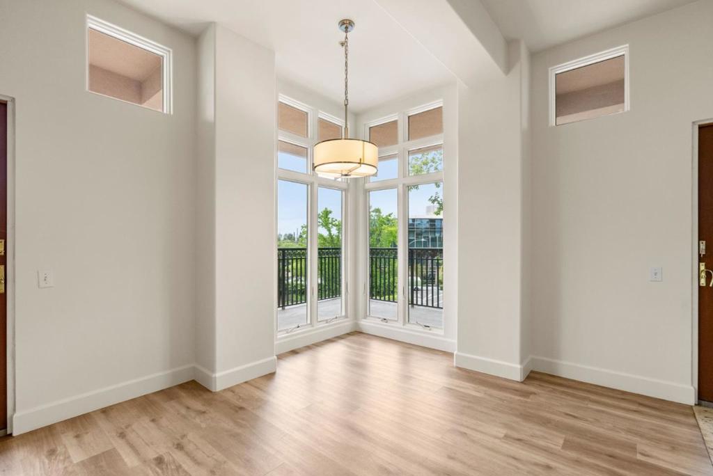 200 Sheridan 304 Property Photo 5