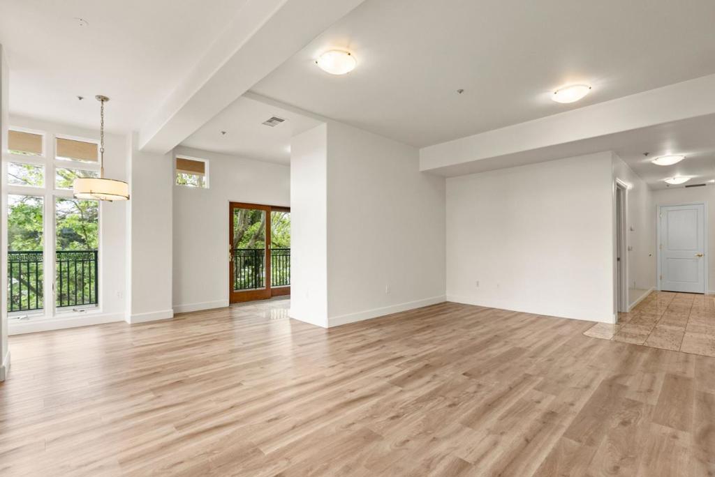 200 Sheridan 304 Property Photo 14