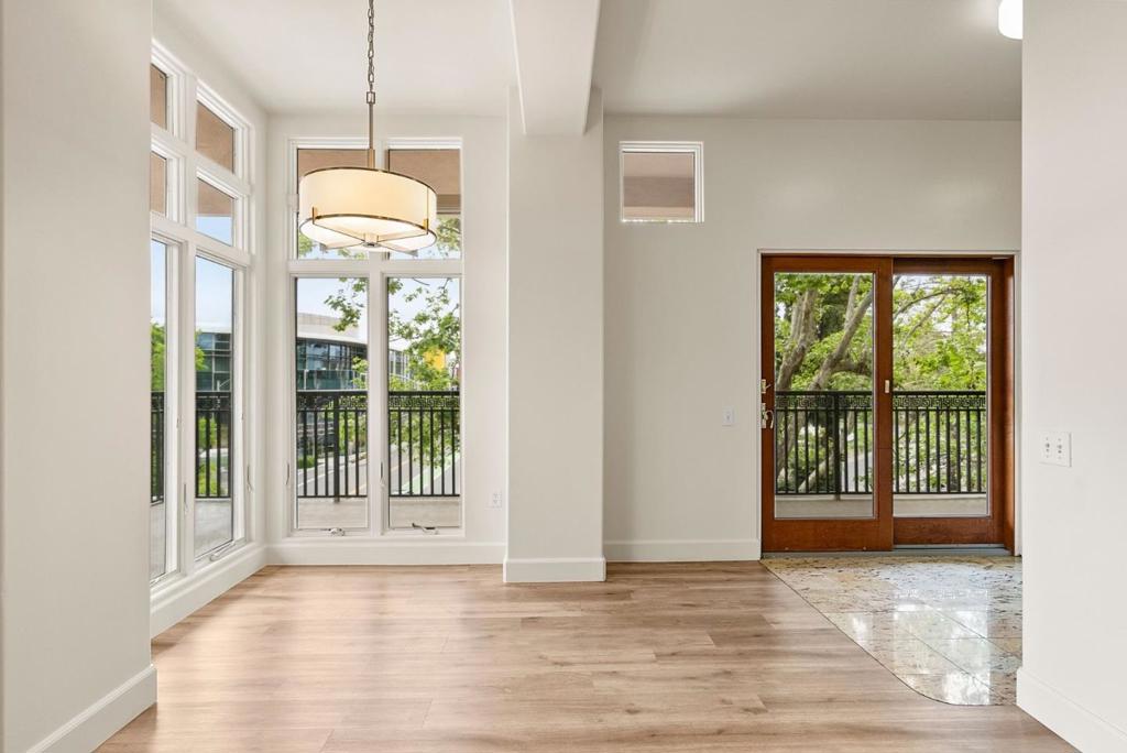 200 Sheridan 304 Property Photo 16