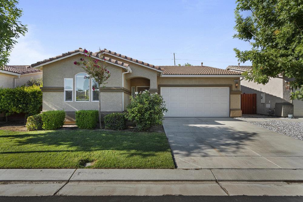 3009 La Vina Circle Property Photo 1