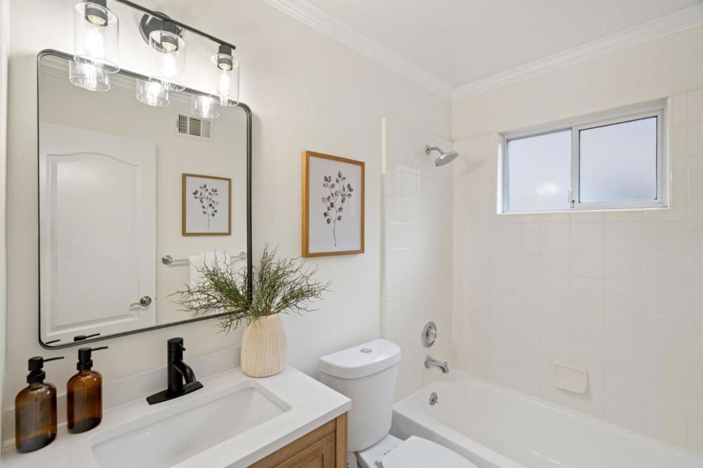 5177 Englewood Drive Property Photo 19