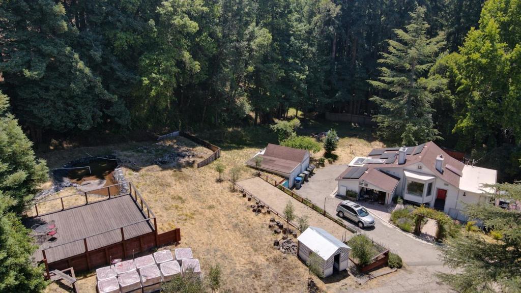 1003 Laurel Glen Property Photo 7