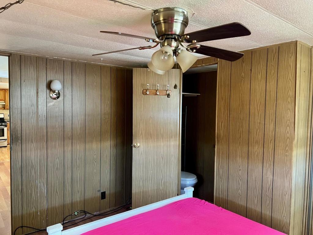 1400 Meredith Property Photo 12