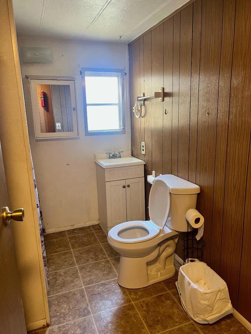 1400 Meredith Property Photo 13