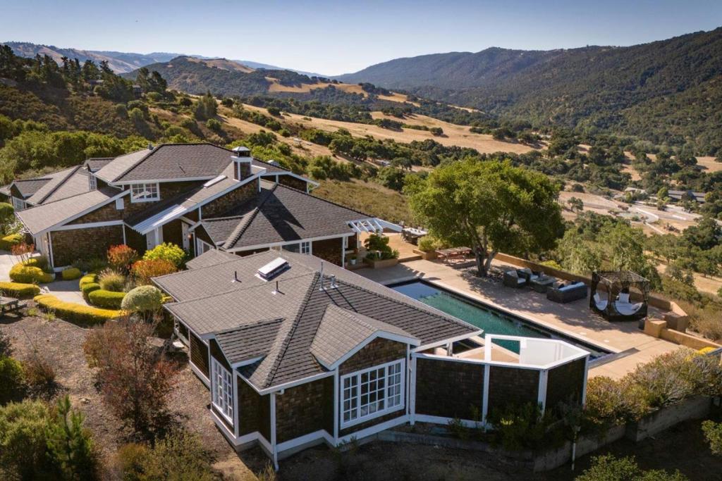 15340 Via Los Tulares Property Photo 1
