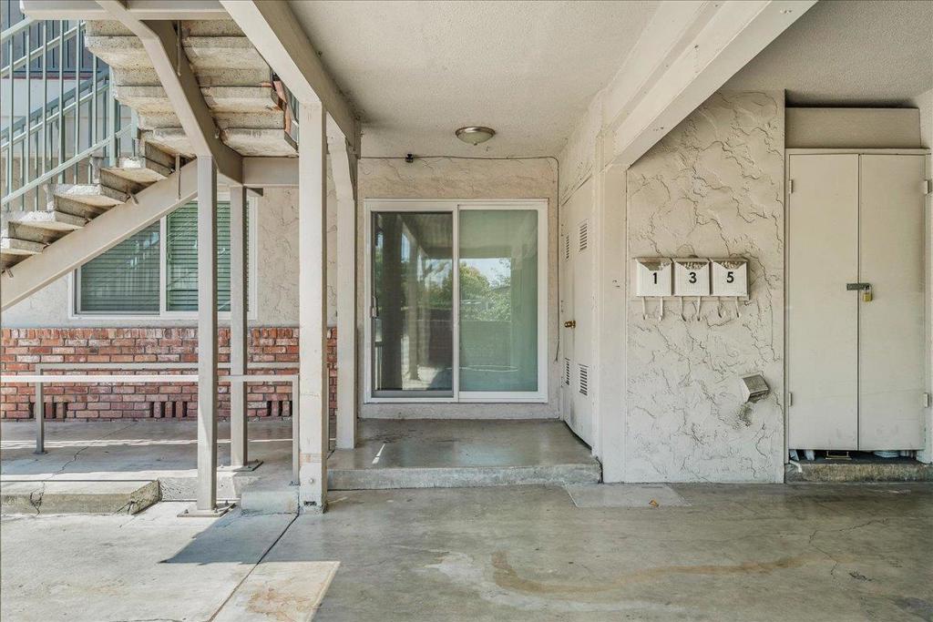 1002 W Iowa Avenue Property Photo 31