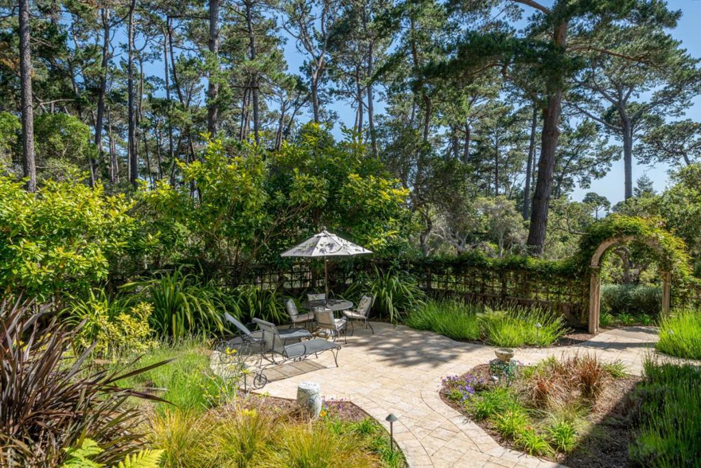 1565 Riata Road Property Photo 17