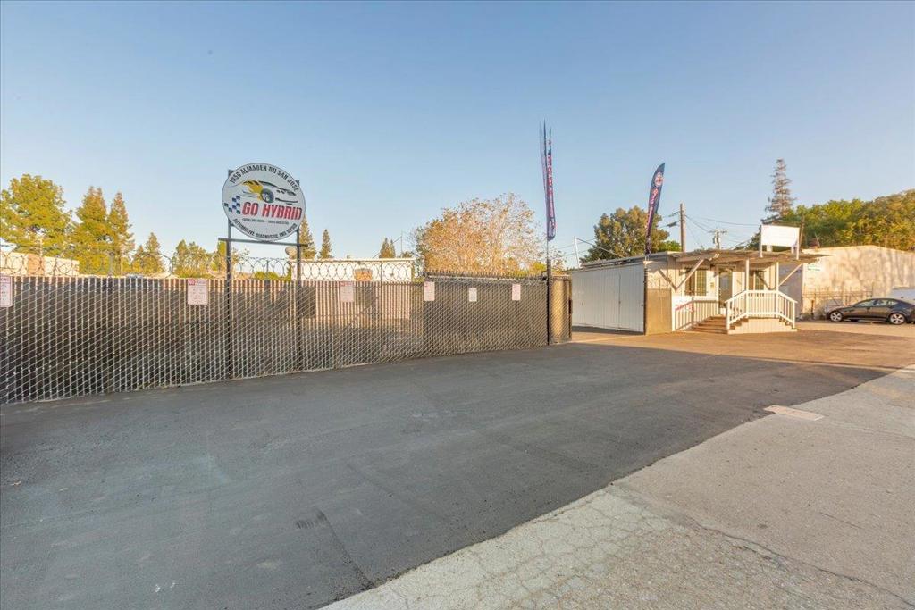 1856 Almaden Road Property Photo 4