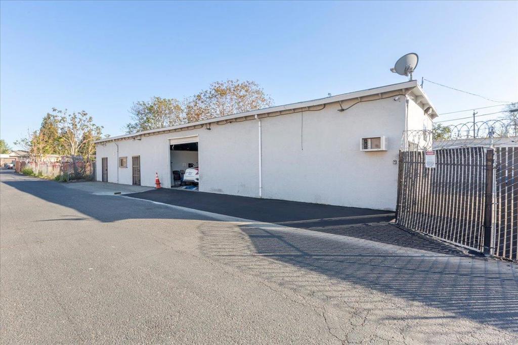 1856 Almaden Road Property Photo 11