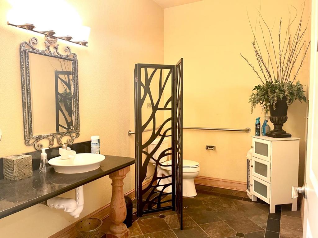 2188 Ringwood Avenue Property Photo 10