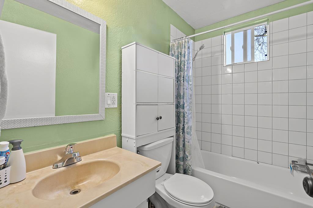 7487 Rogers Lane Property Photo 7