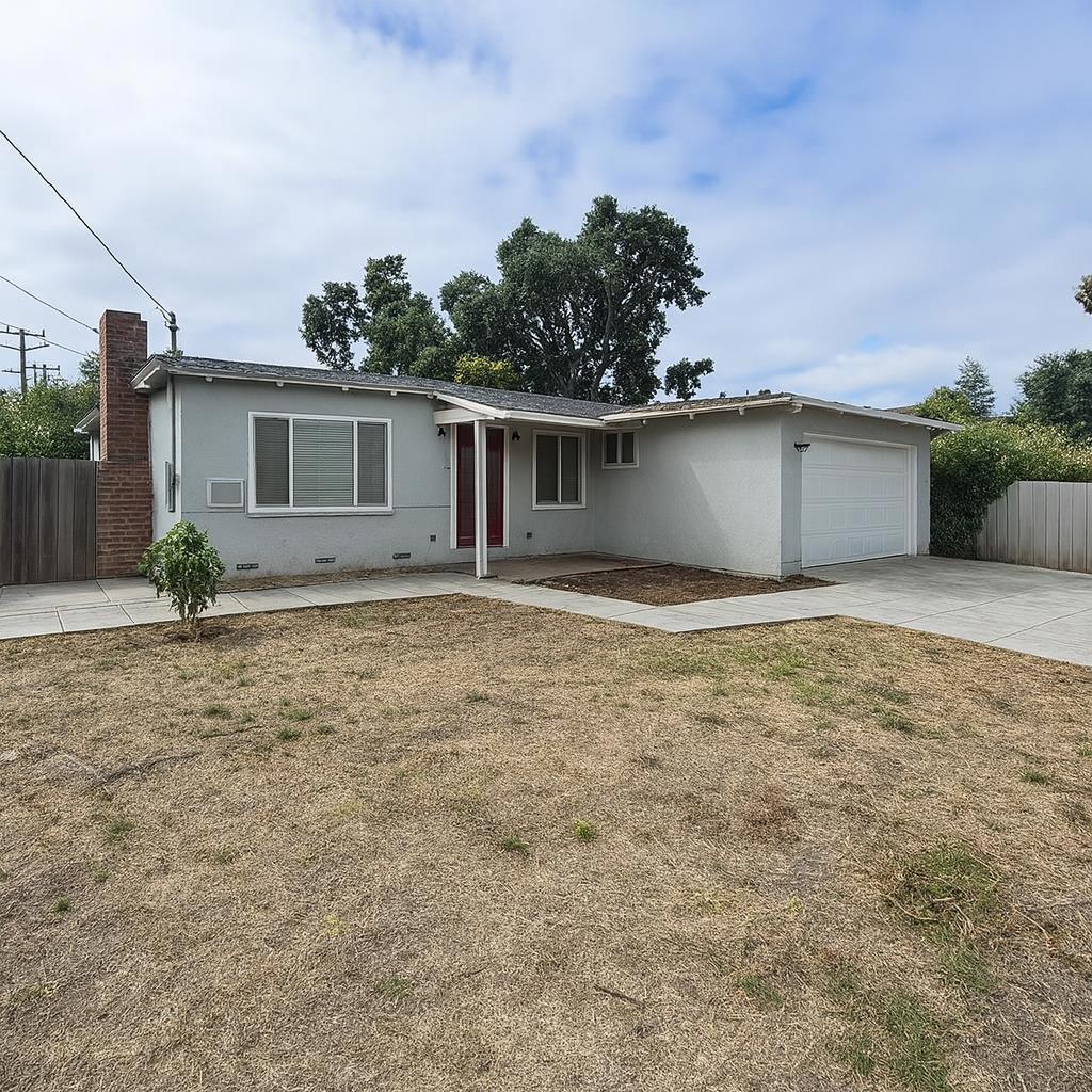 1990 Sunshine Drive Property Photo 1