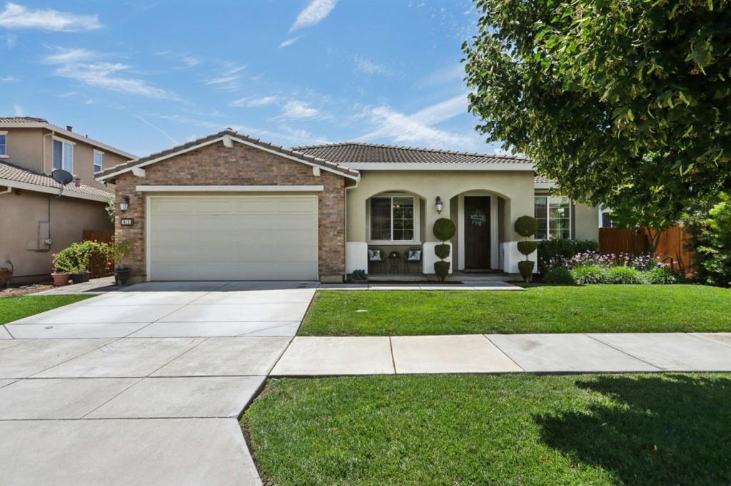 812 Geronimo Street Property Photo 1