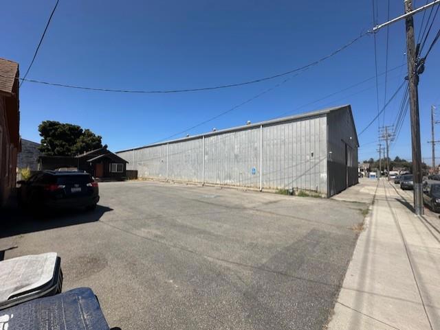 347 Locust Street Property Photo 10