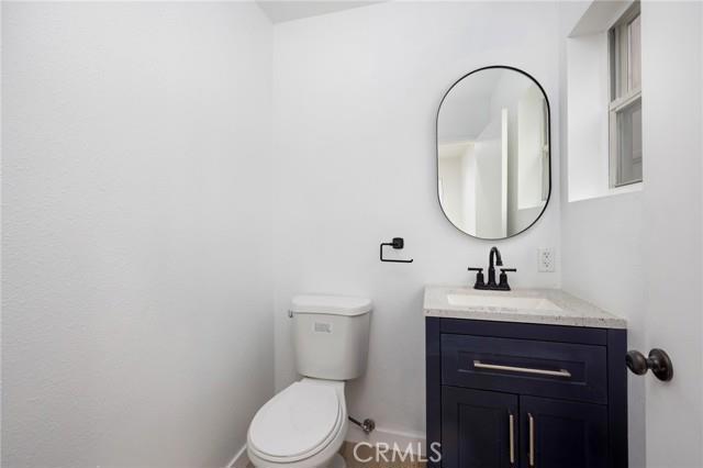 2627 W Vernon Avenue Property Photo 8