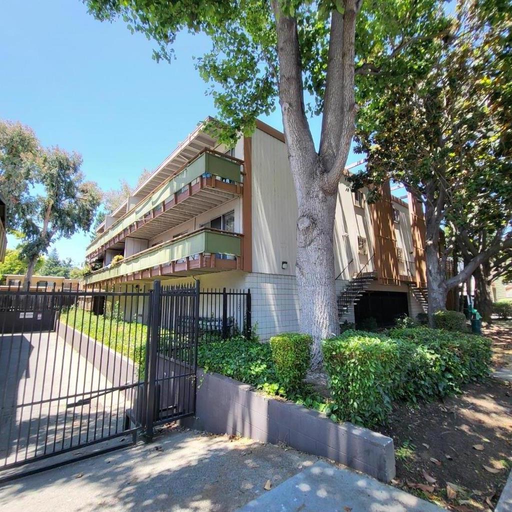 35 Newell Road Property Photo 2