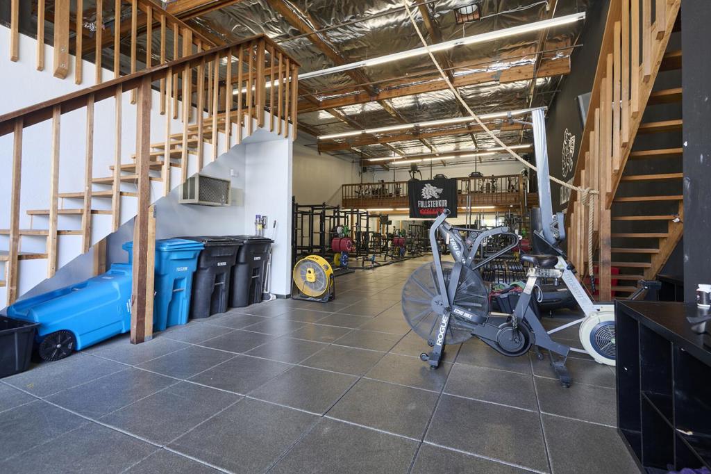 1100 Industrial Road 18 Property Photo 14