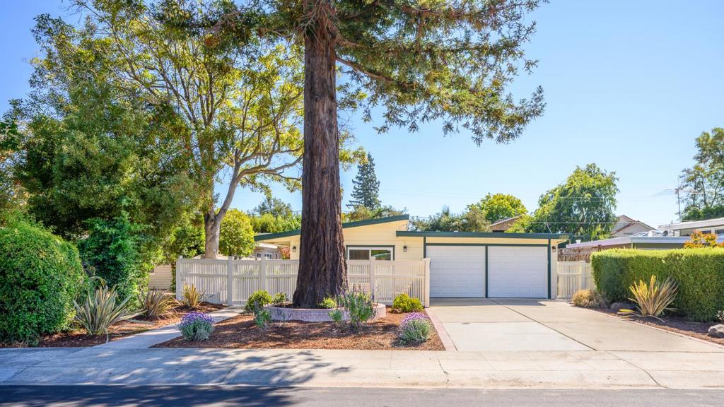 3222 Ramona Street Property Photo 1