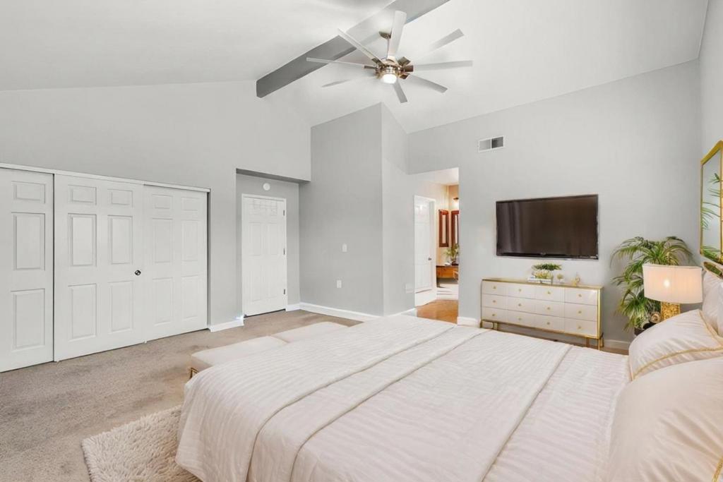 1206 Sycamore Court Property Photo 14