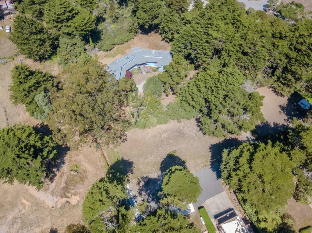 Hermosa Road Property Photo 6
