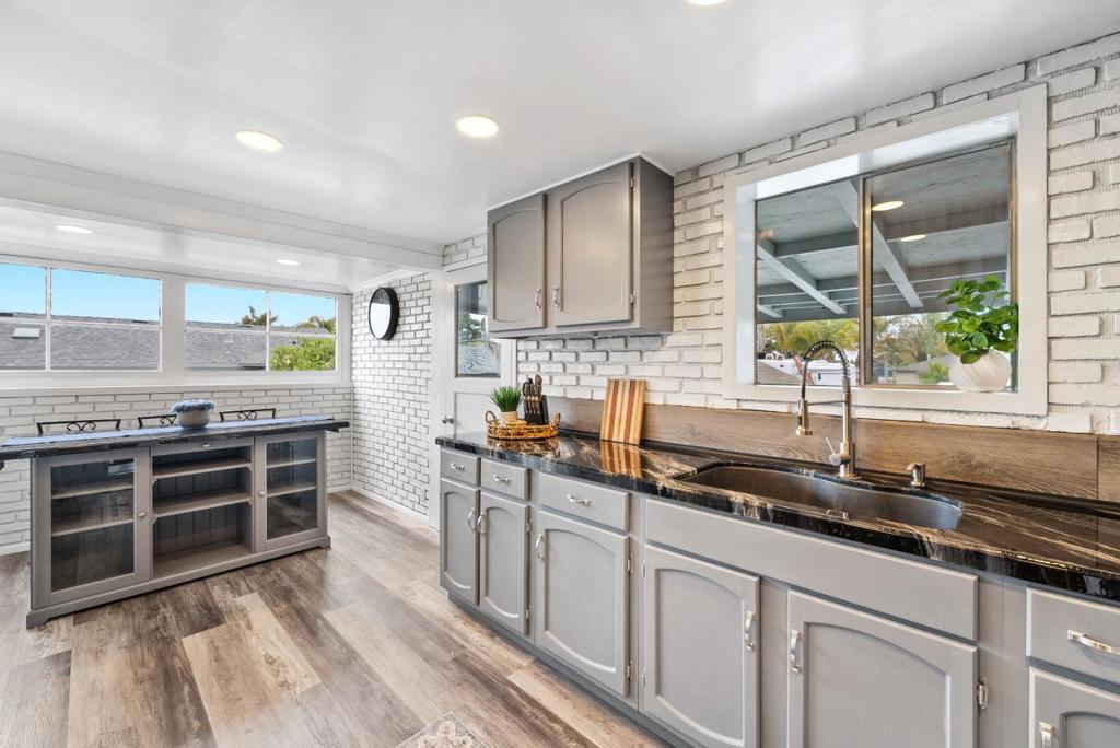 148 Mason Street Property Photo 12