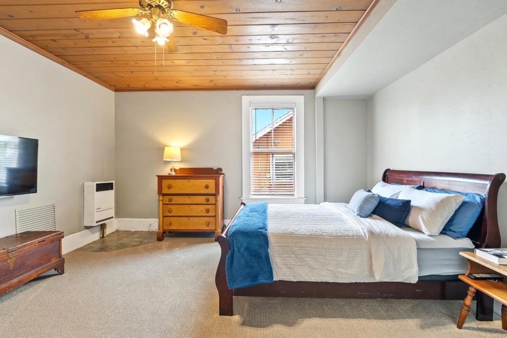 148 Mason Street Property Photo 19