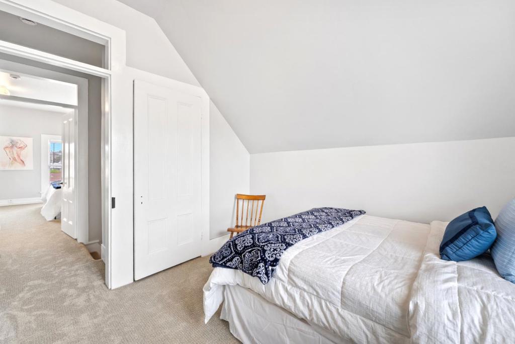 148 Mason Street Property Photo 29