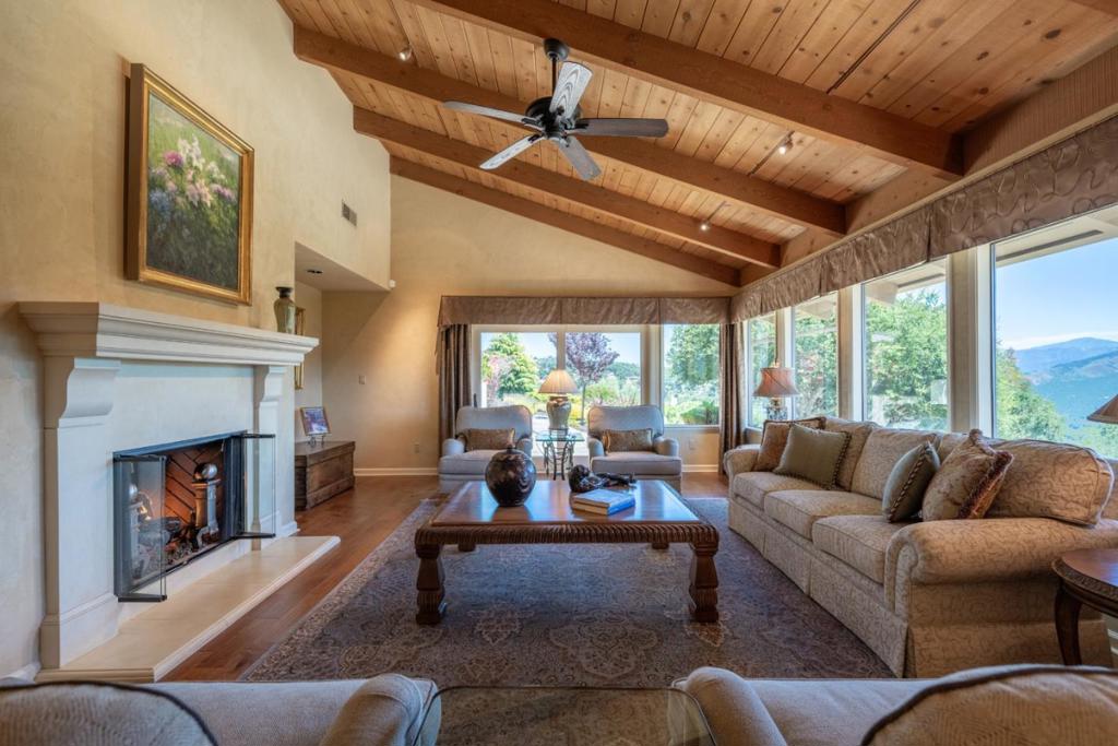 13369 Middle Canyon Road Property Photo 8