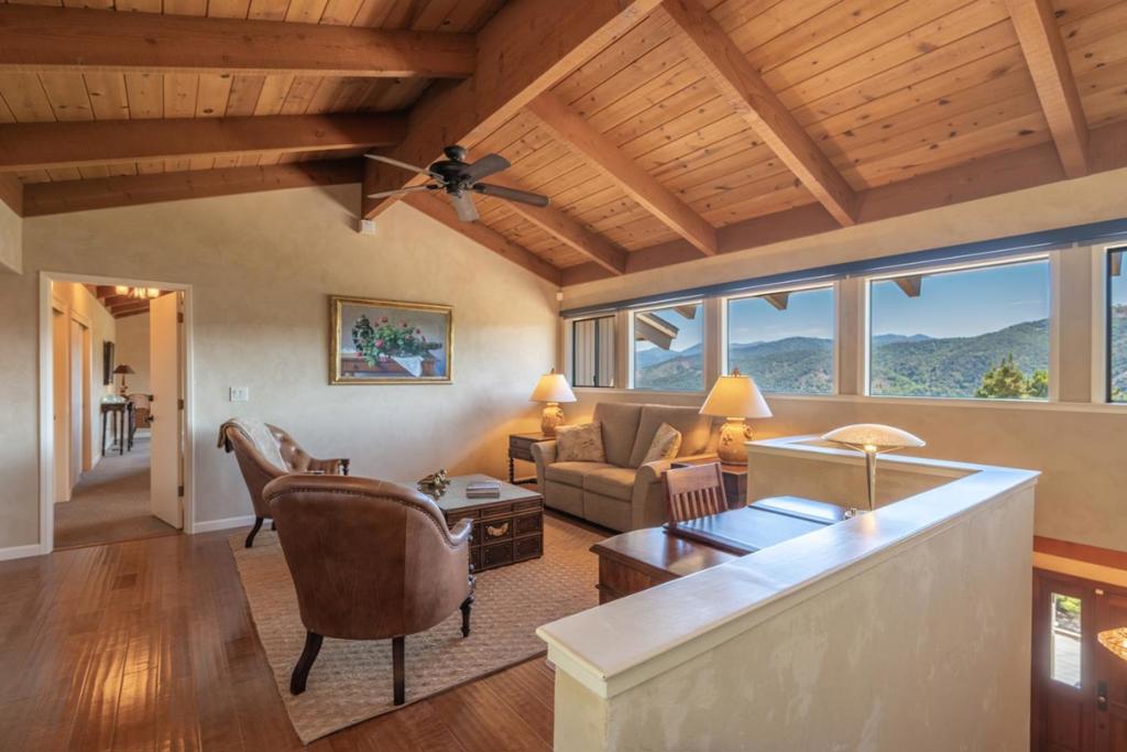 13369 Middle Canyon Road Property Photo 18