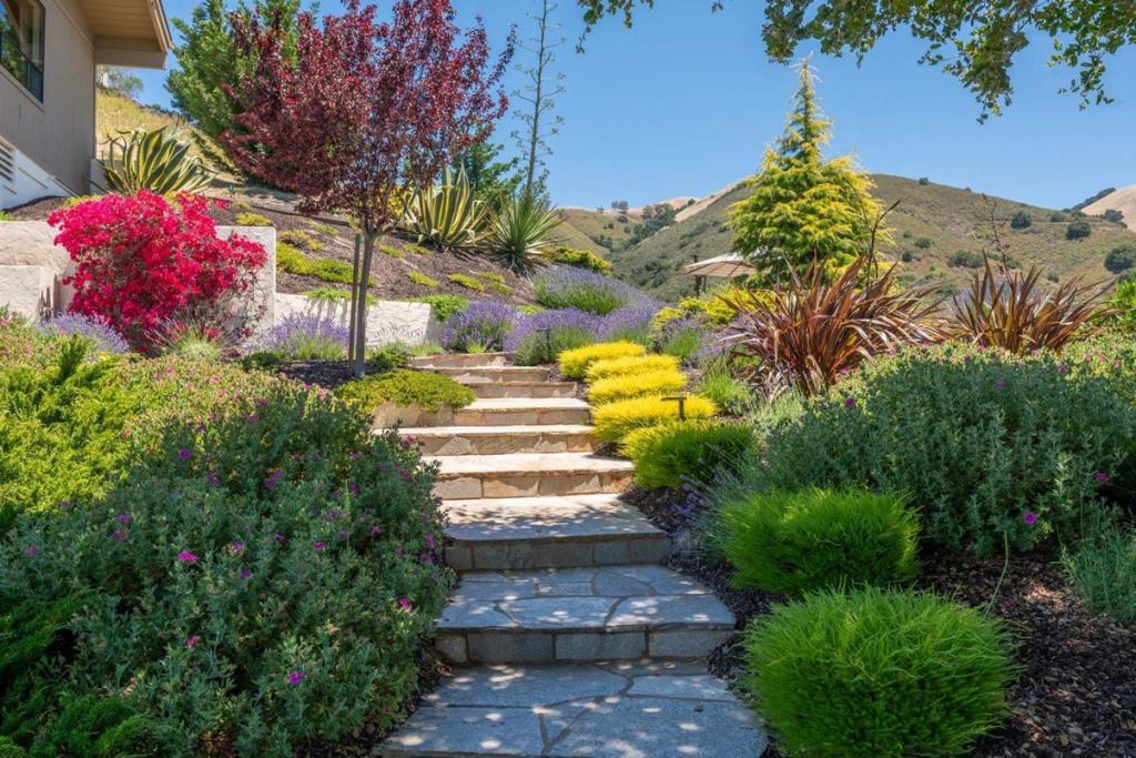 13369 Middle Canyon Road Property Photo 35