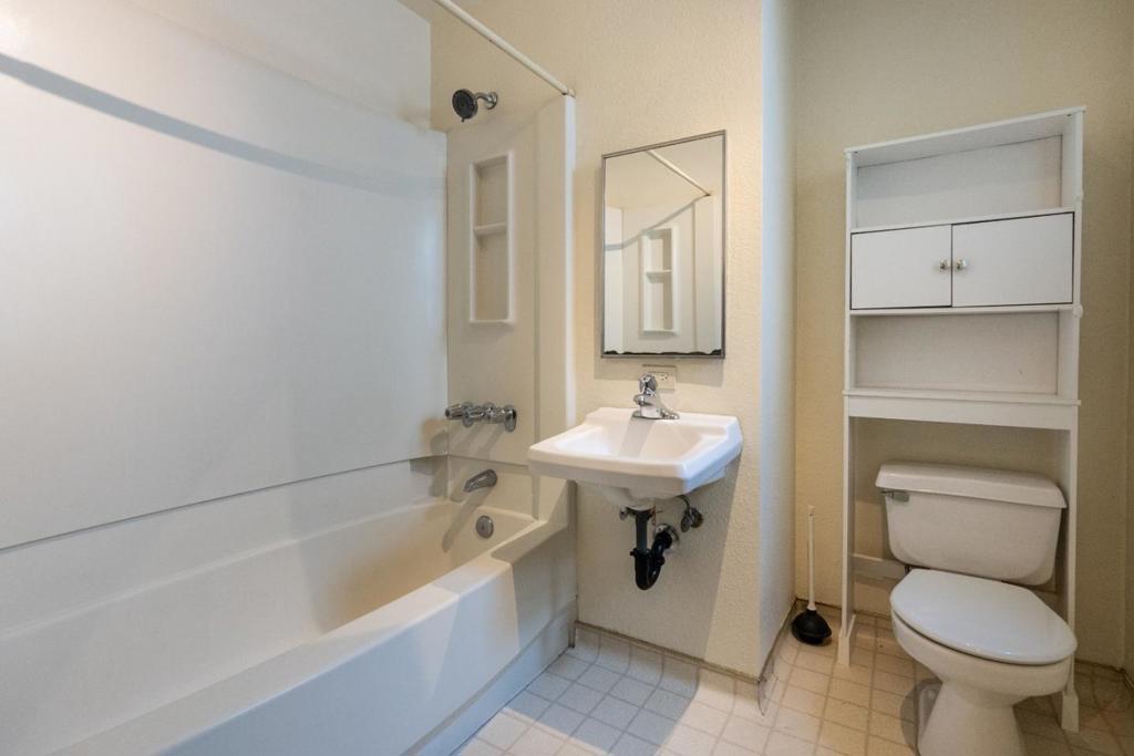 1114 Pacific Avenue Property Photo 26