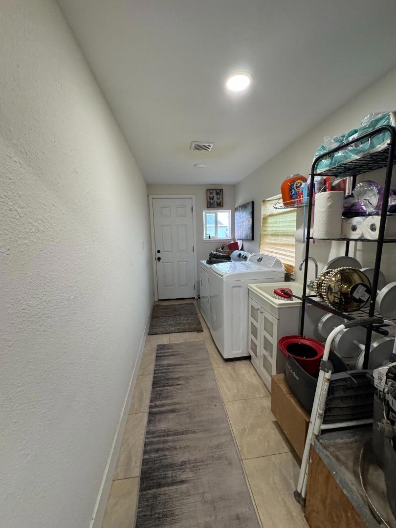2712 Ferguson Road Property Photo 40