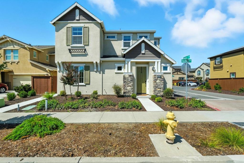 1371 Hadley Drive