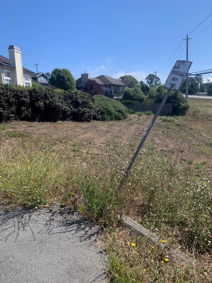 318 Coronado Avenue Property Photo 4