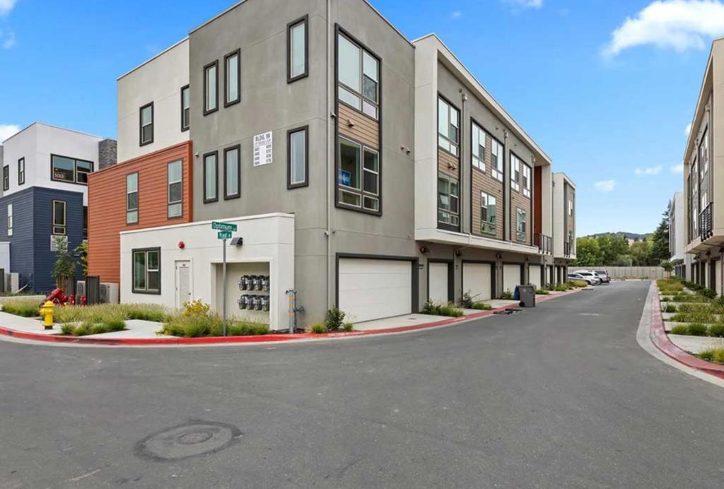 6694 Optimum Loop Property Photo 4