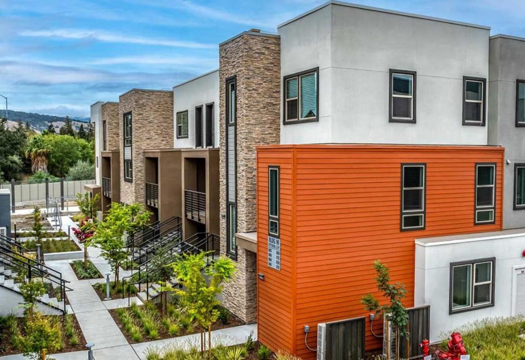 6694 Optimum Loop Property Photo 5